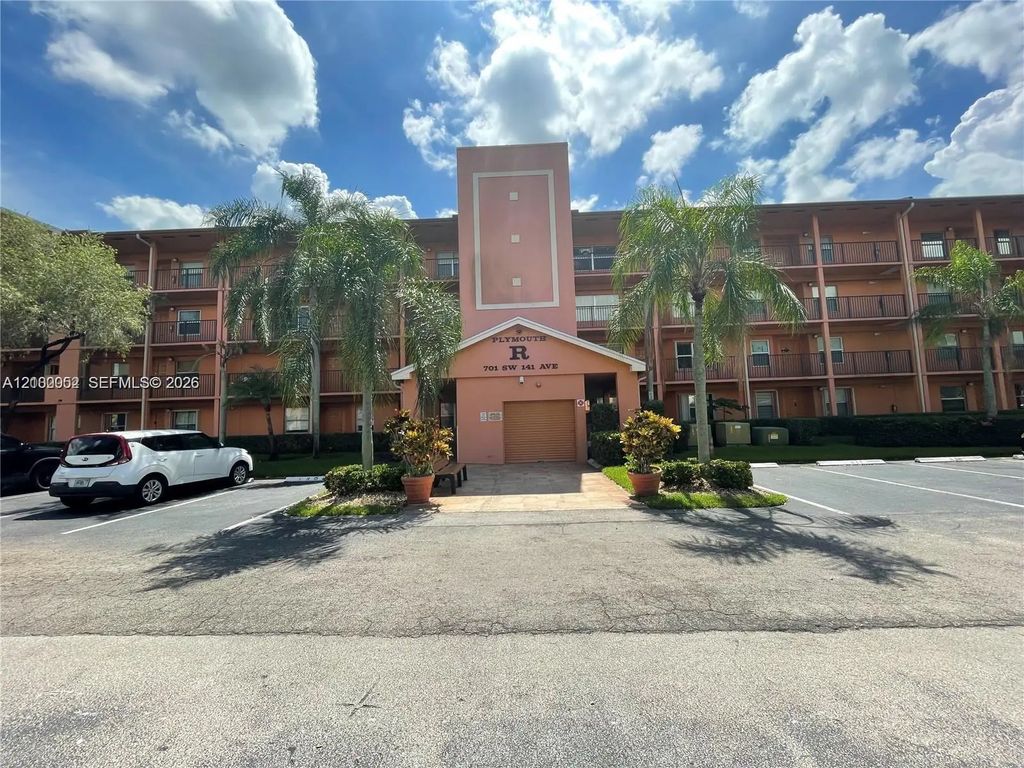 701 Sw 141st Avenue #110r, Pembroke Pines