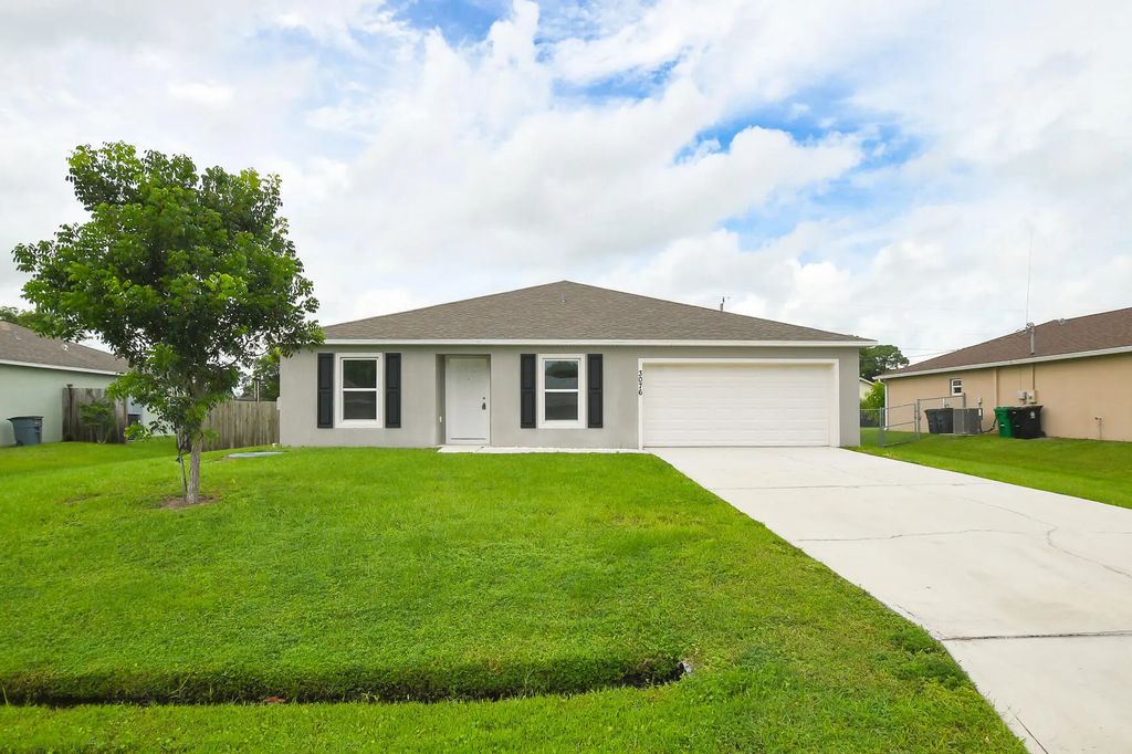 3076 Sw Lucerne Street Sw #3076, Port St. Lucie