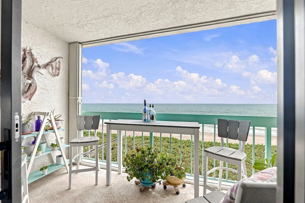 9940 S Ocean Drive #407, Jensen Beach