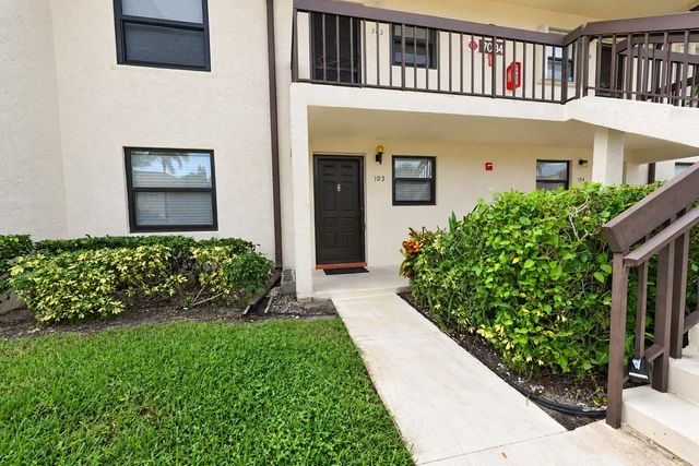 2 of 33 - 7094 Golf Colony Court #103, Lake Worth, FL