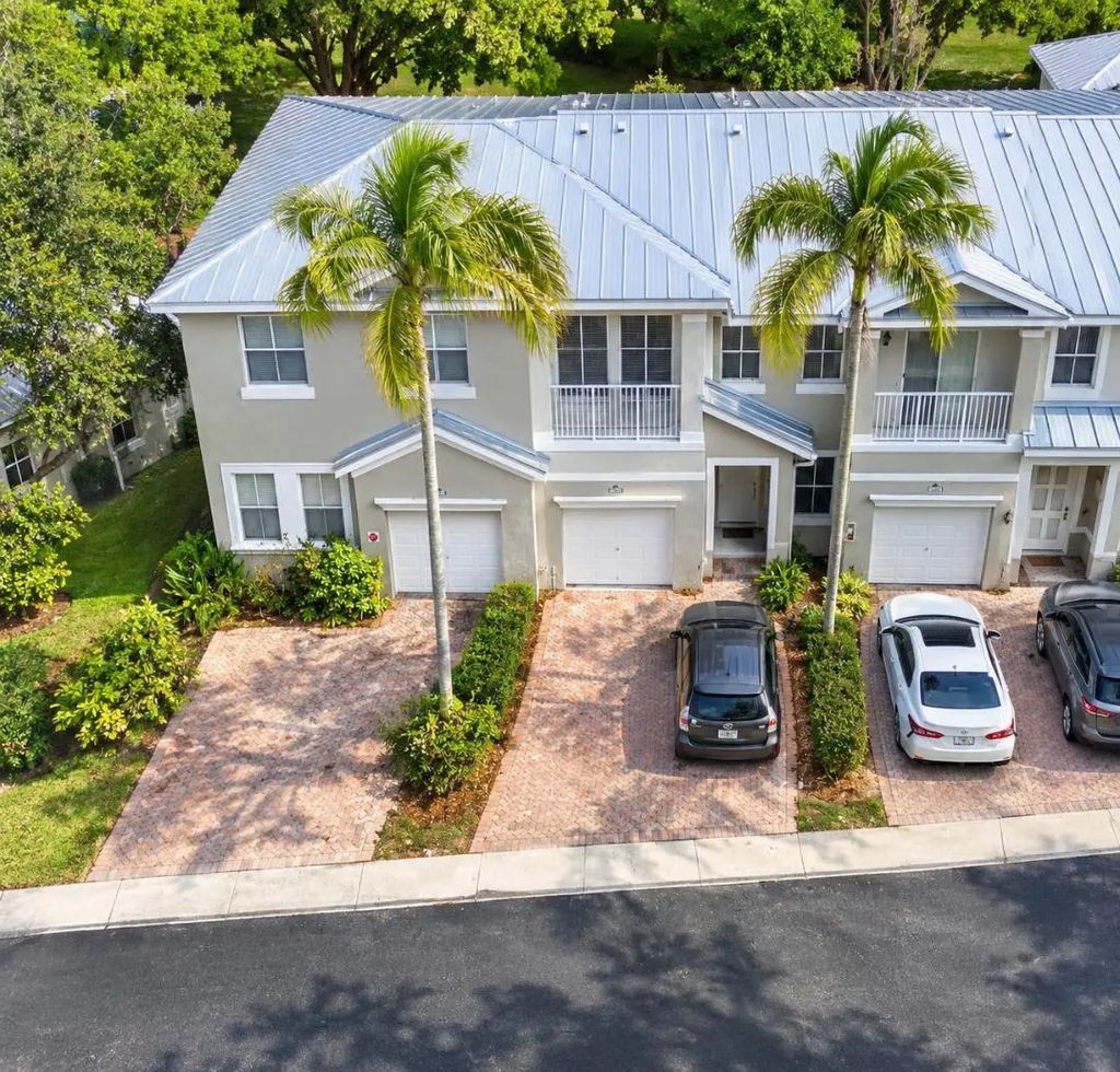 2307 Shoma Lane, Royal Palm Beach