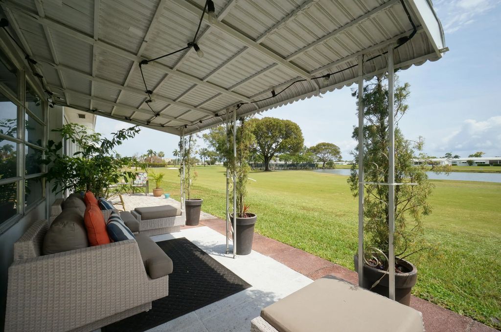 400 Sw Golfview Terrace #115, Boynton Beach