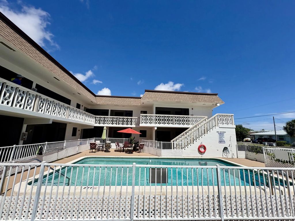 305 Se 9th Avenue #15, Pompano Beach