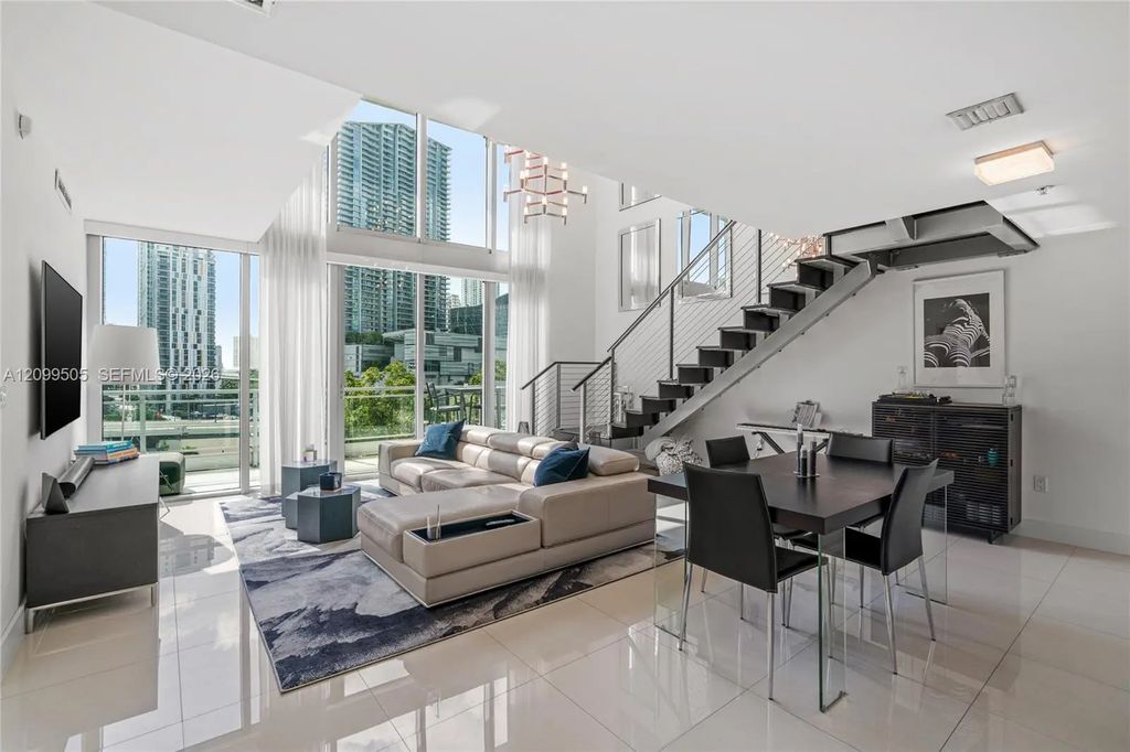 92 Sw 3rd Street #708, Miami