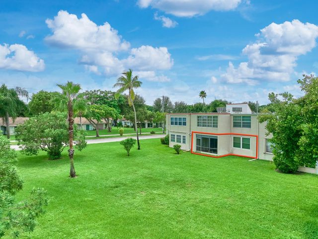 5 of 52 - 9 Willowbrook Lane #107, Delray Beach, FL