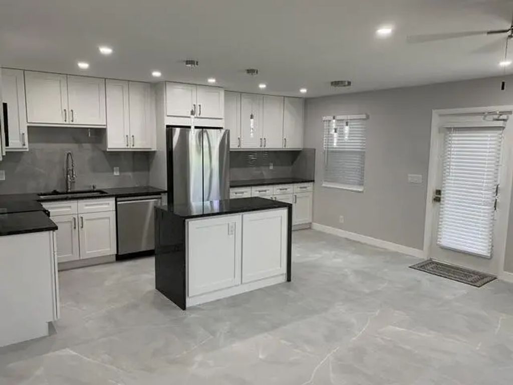 1064 Exeter D, Boca Raton