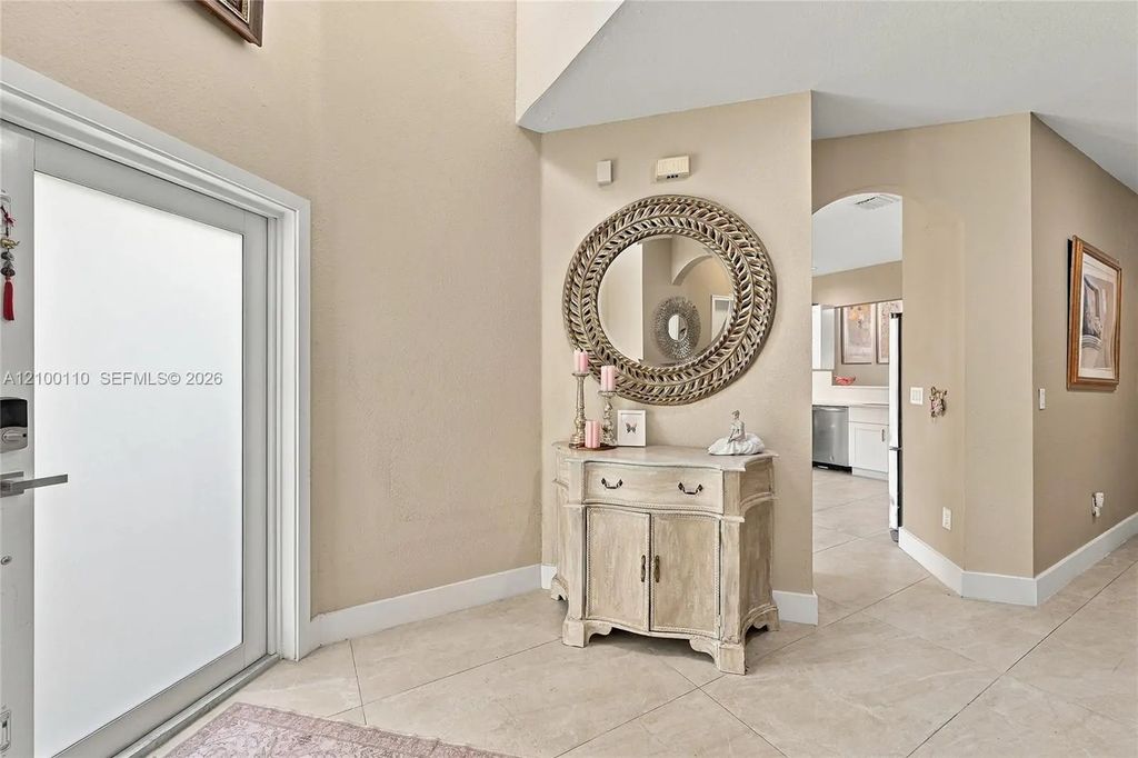 412 W Palm Aire Drive #412, Pompano Beach