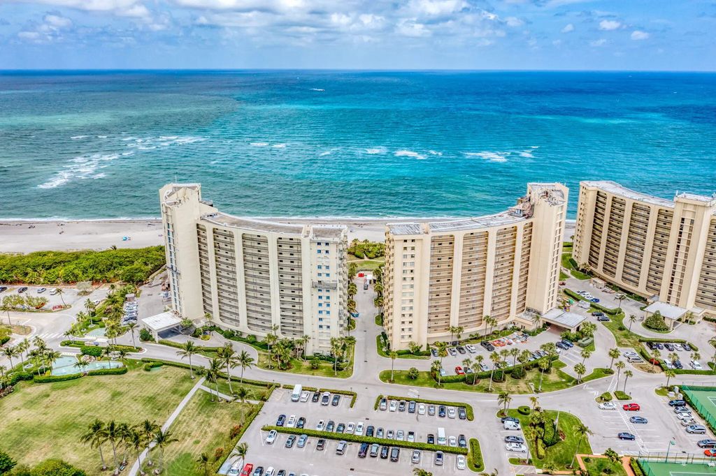 400 Ocean Trail Way #209, Jupiter