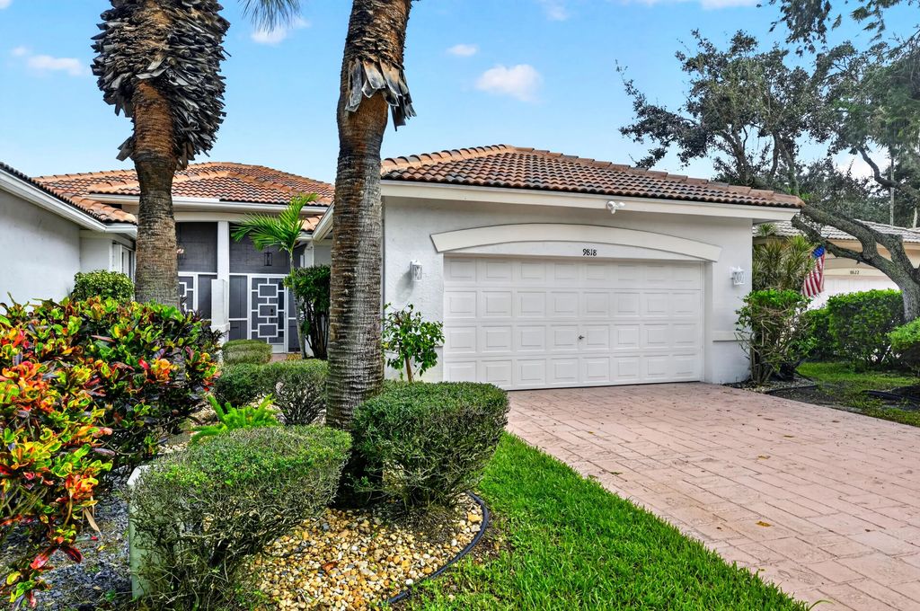 9818 Crescent View Drive S, Boynton Beach