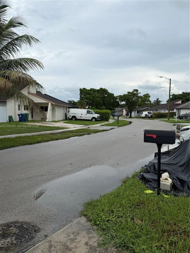 4 of 53 - 12246 Sw 210th Street, Miami, FL