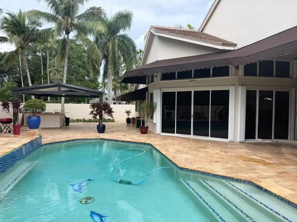 15240 S Laurel Lane S #15240, Pembroke Pines