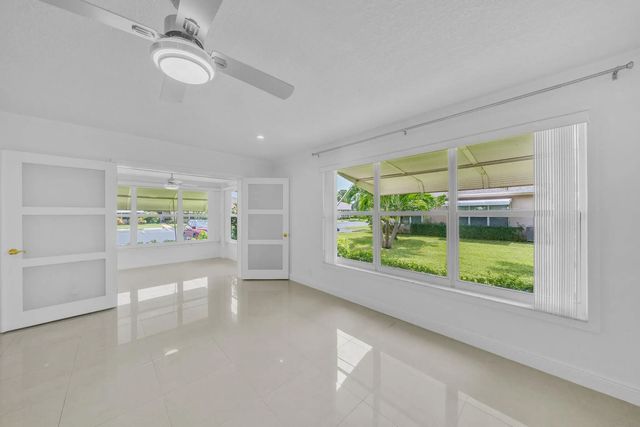 4 of 59 - 1360 Se High Point Way Se #a, Delray Beach, FL