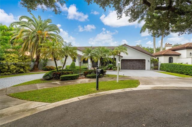 16583 Nw 83rd Place, Miami Lakes