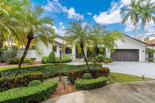3 of 49 - 16583 Nw 83rd Place, Miami Lakes, FL