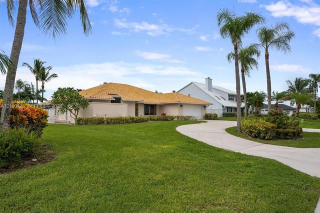 4 of 77 - 3600 Edgar Avenue, Boynton Beach, FL