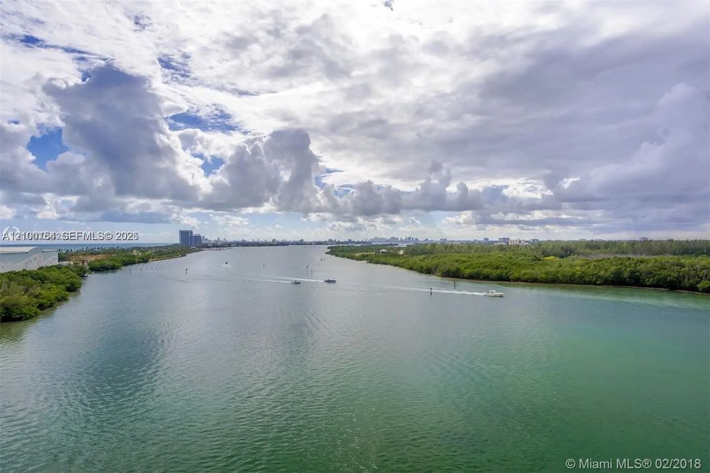 300 Bayview Drive #1102, Sunny Isles Beach