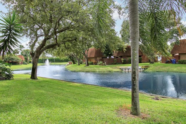 825 Center Street #30b, Jupiter