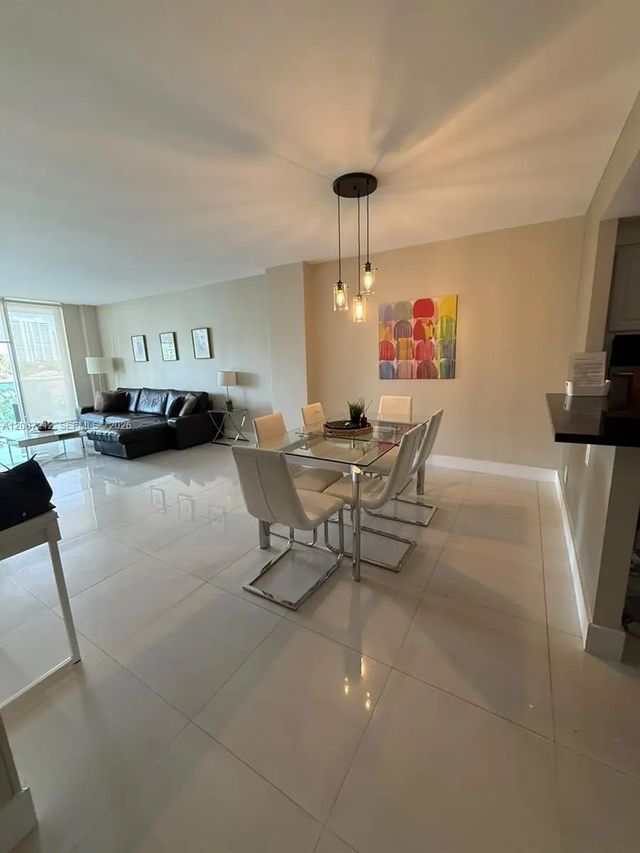 3 of 32 - 19370 Collins Avenue #418, Sunny Isles Beach, FL