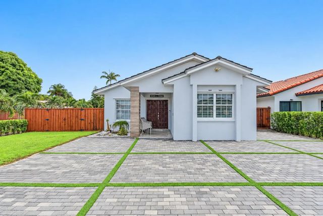 3 of 26 - 11330 Sw 143rd Court, Miami, FL