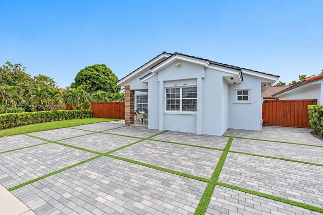 4 of 26 - 11330 Sw 143rd Court, Miami, FL