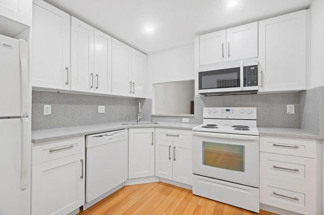 5 of 28 - 3210 Holiday Springs Boulevard #2-108, Margate, FL