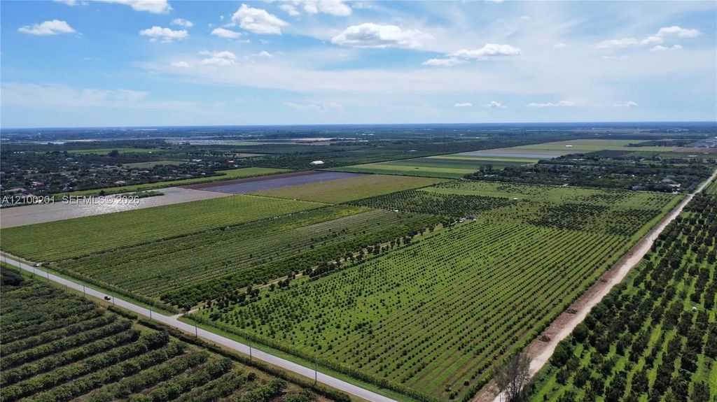 320xx Sw 212 Avenue, Homestead