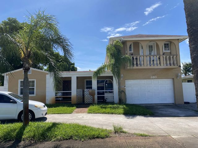 330 Cypress Drive, Lake Park