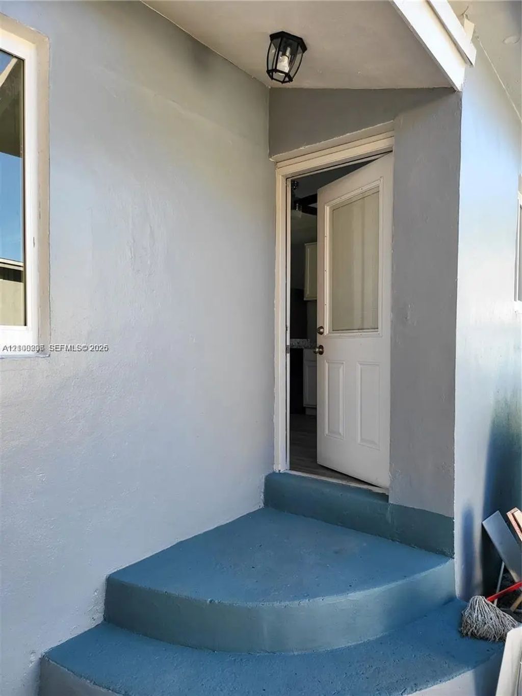 123 Nw 59th Street #c, Miami