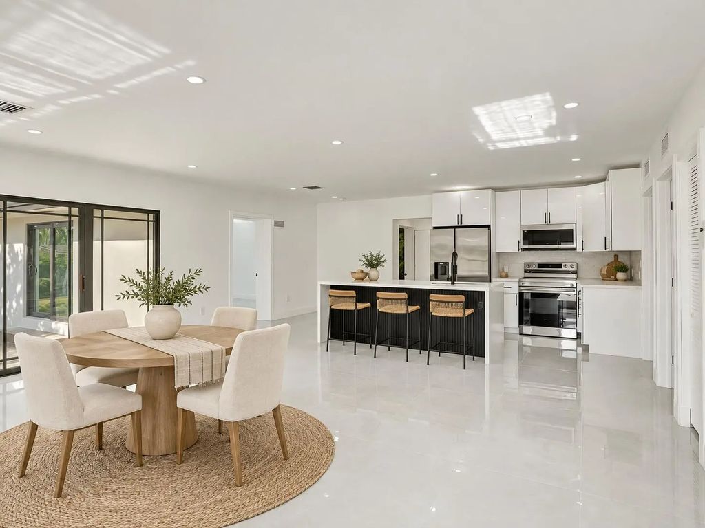 3234 Taft Street, Hollywood
