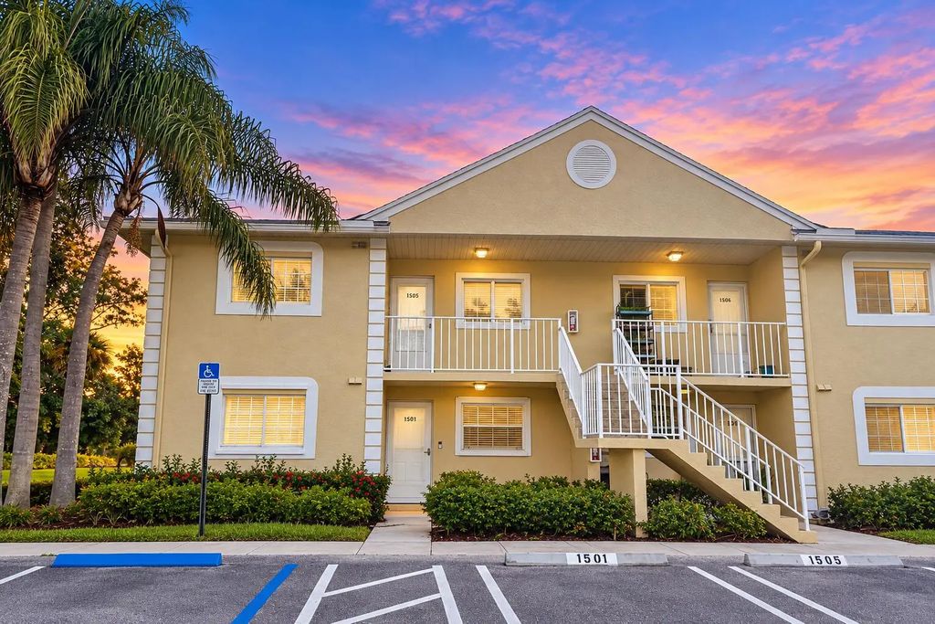 1505 Palm Beach Trace Drive, Royal Palm Beach