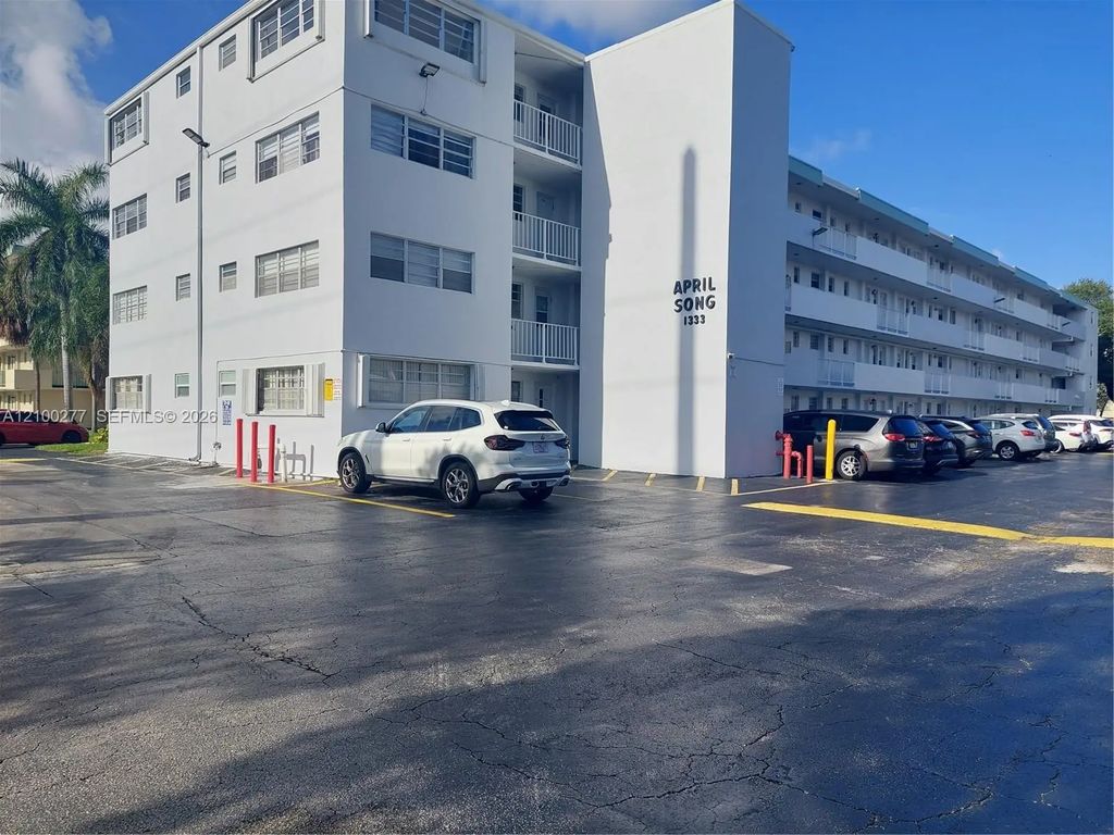 1333 E Hallandale Beach Boulevard #115, Hallandale Beach