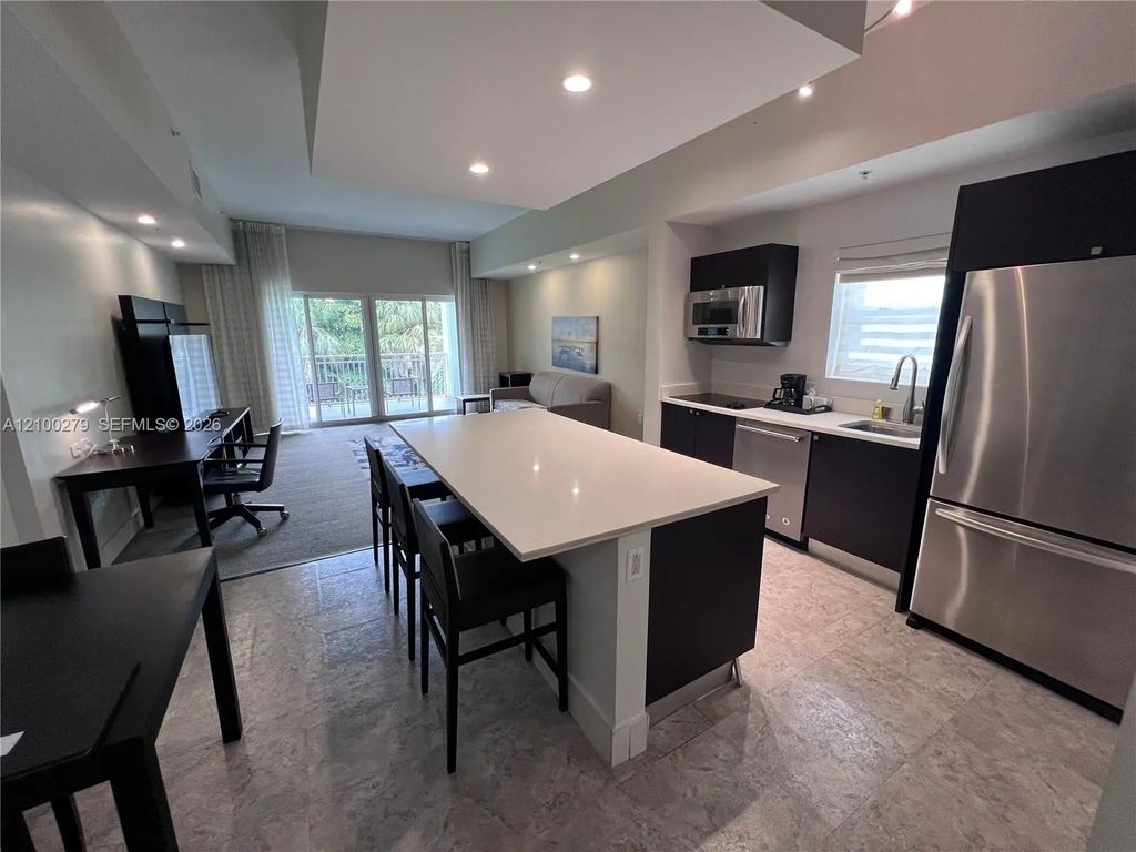 5300 Nw 87th Avenue #916, Doral