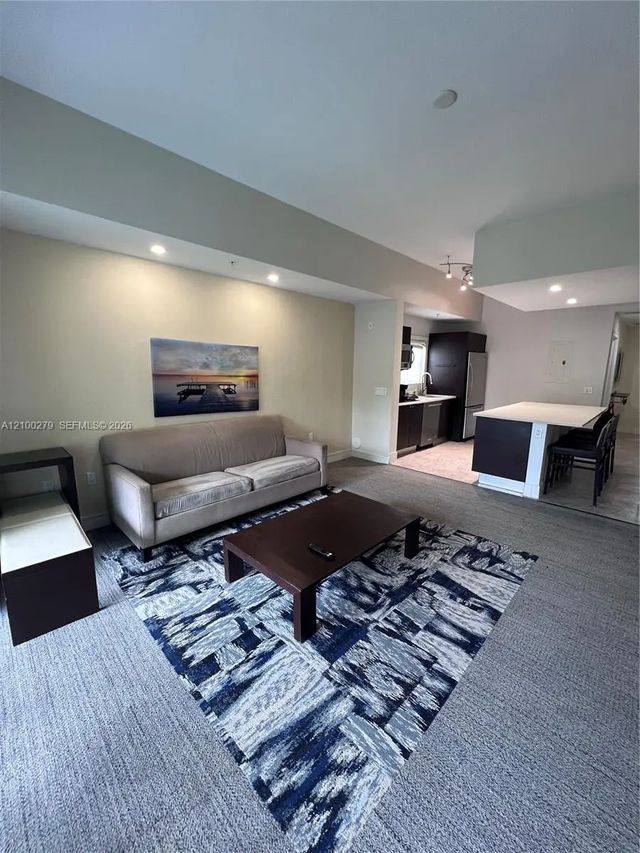 4 of 8 - 5300 Nw 87th Avenue #916, Doral, FL
