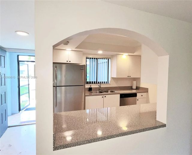 4 of 25 - 153 Lakeview Drive #103, Weston, FL