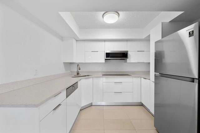 3770 Village Drive #b, Delray Beach
