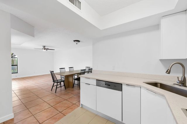 3 of 26 - 3770 Village Drive #b, Delray Beach, FL