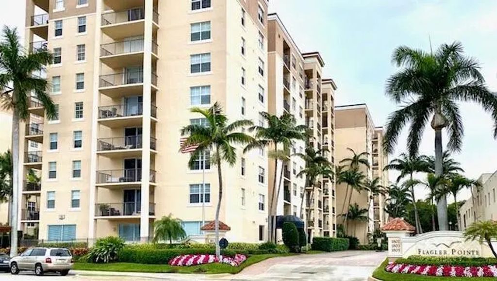 1801 N Flagler Drive #432, West Palm Beach