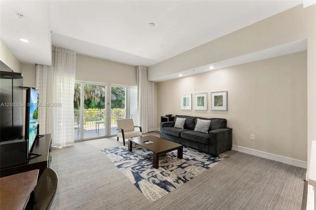3 of 17 - 5300 Nw 87th Avenue #408, Doral, FL