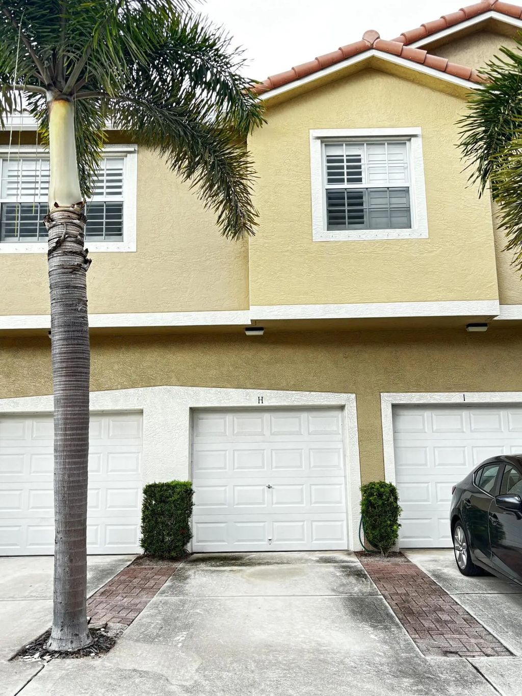 105 Lighthouse Circle #h, Tequesta