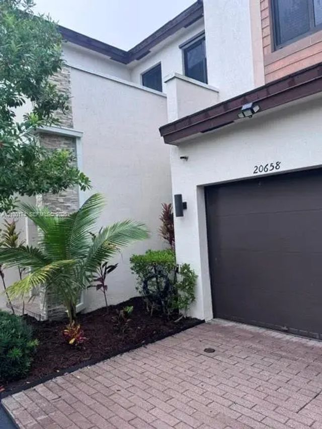 2 of 54 - 20658 Ne 2nd Court, Miami, FL