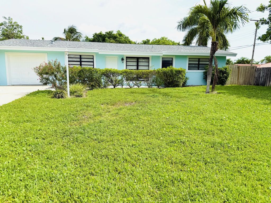 477 Ne 35th Street, Boca Raton