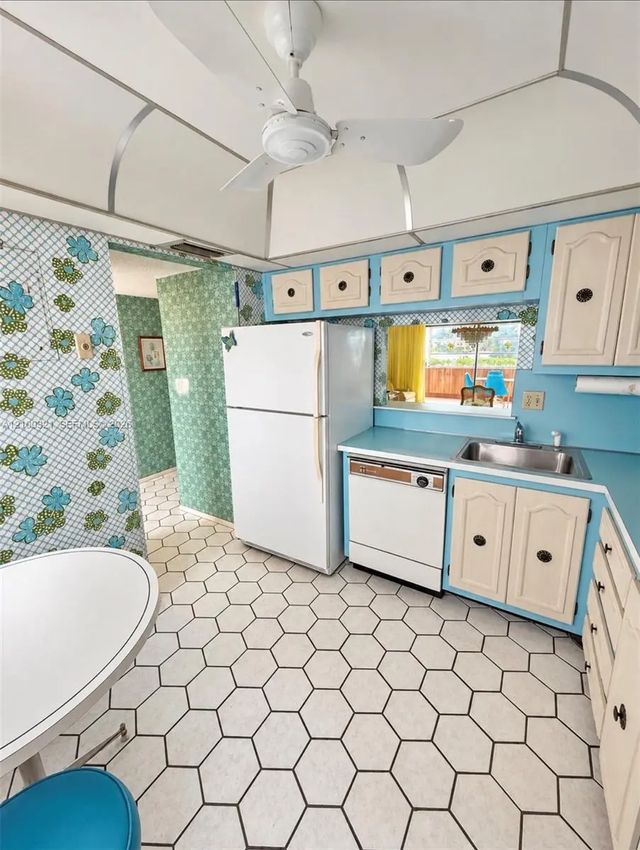 5 of 23 - 4000 Nw 44th Avenue #113, Lauderdale Lakes, FL