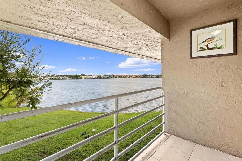 5953 W 28th Avenue #24, Hialeah