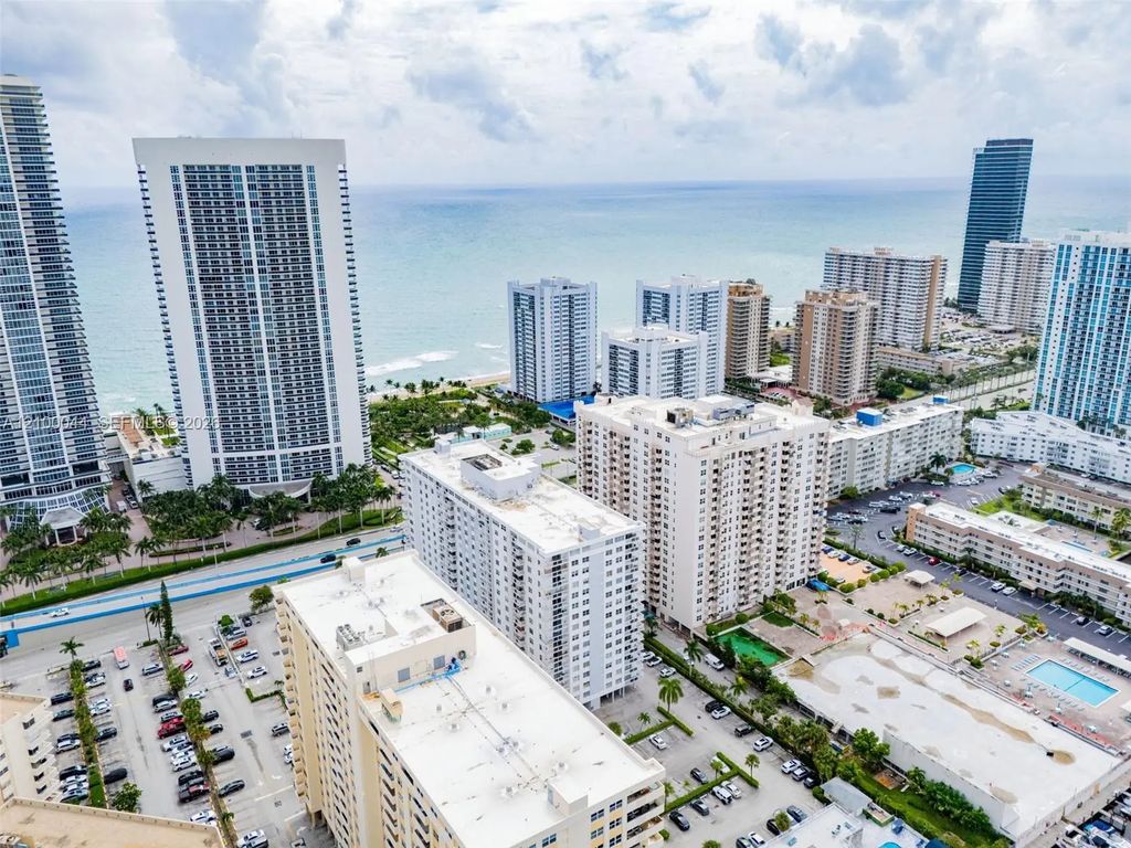 1849 S Ocean Drive #1606, Hallandale Beach