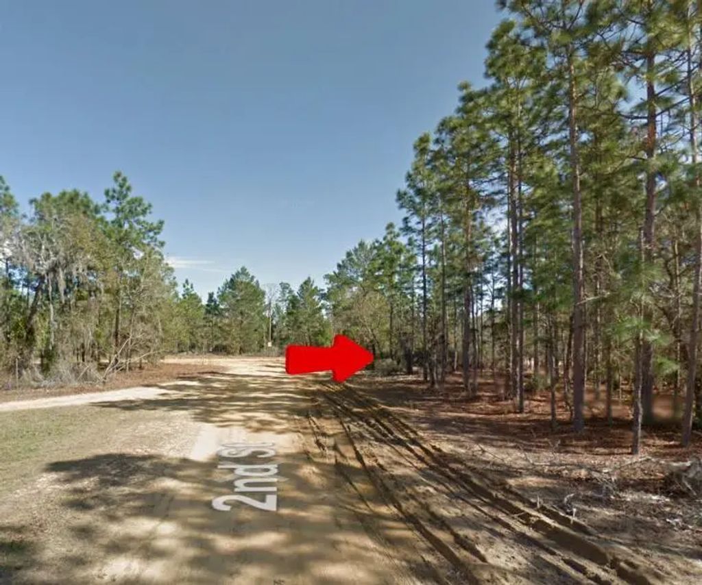 00 2nd Street, Interlachen