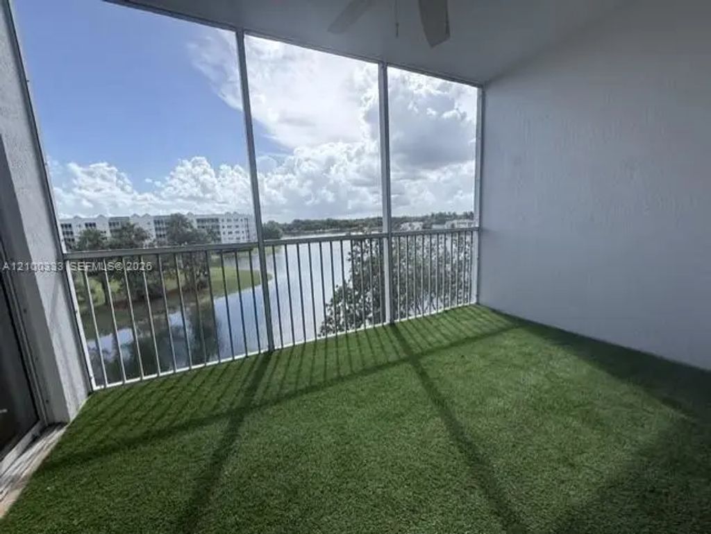 10730 Nw 66th Street #403, Doral
