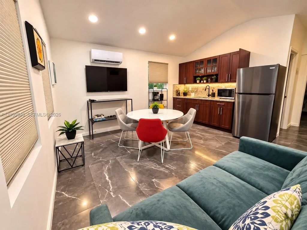 1931 Arthur Street #2, Hollywood
