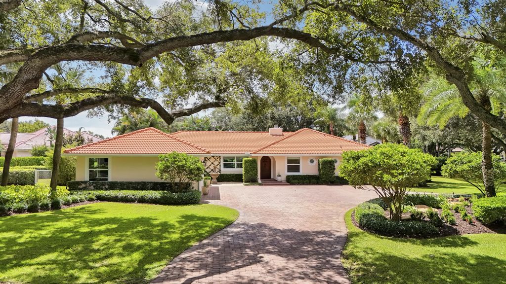18456 Se Heritage Oaks Lane, Tequesta