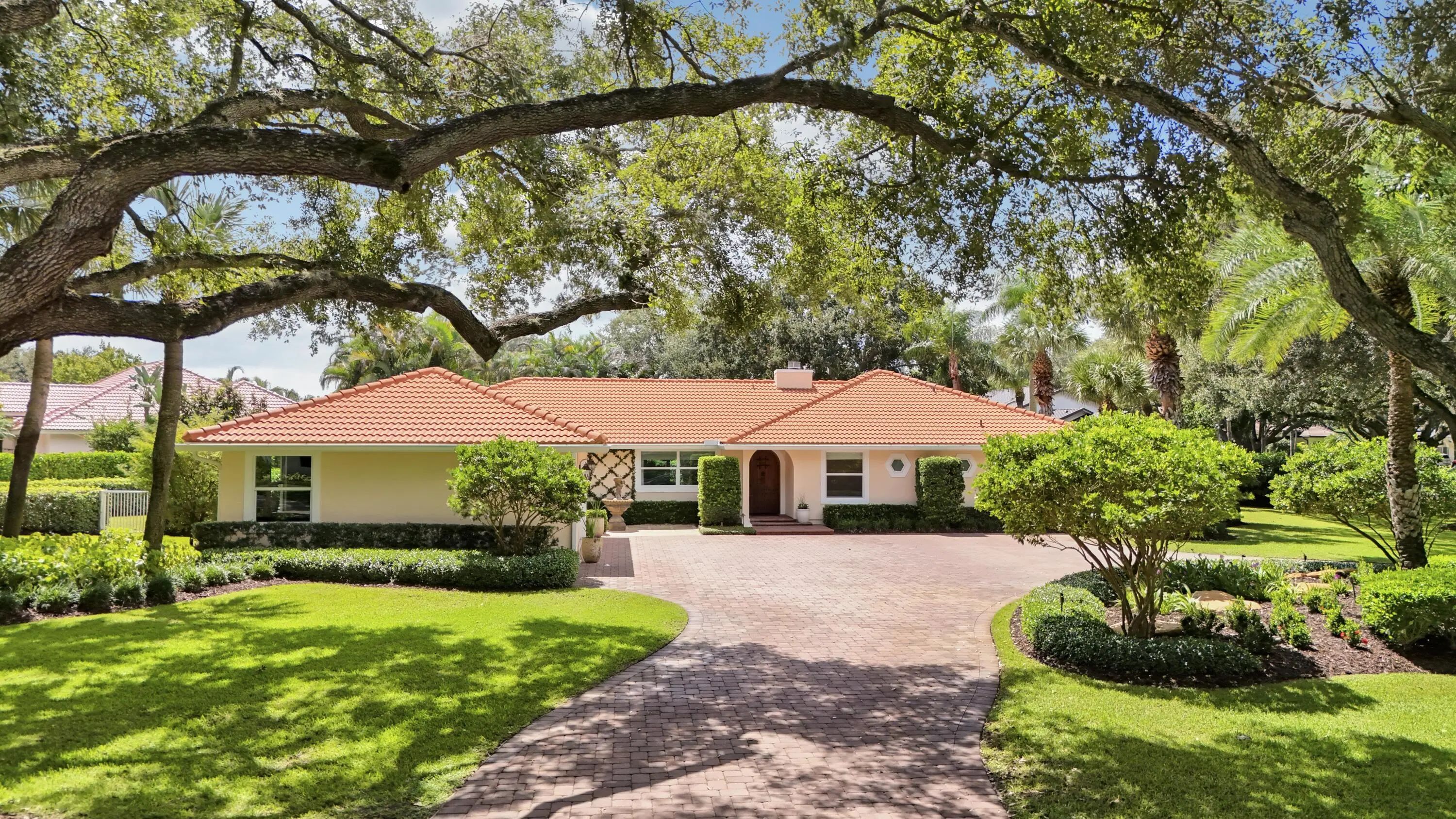 Heritage Oaks Residential home - 18456 Se Heritage Oaks Lane, Tequesta