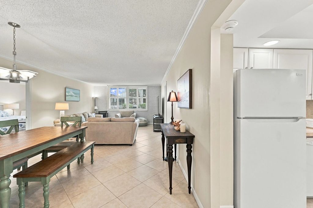 2000 S Ocean Boulevard #lb, Lauderdale By The Sea